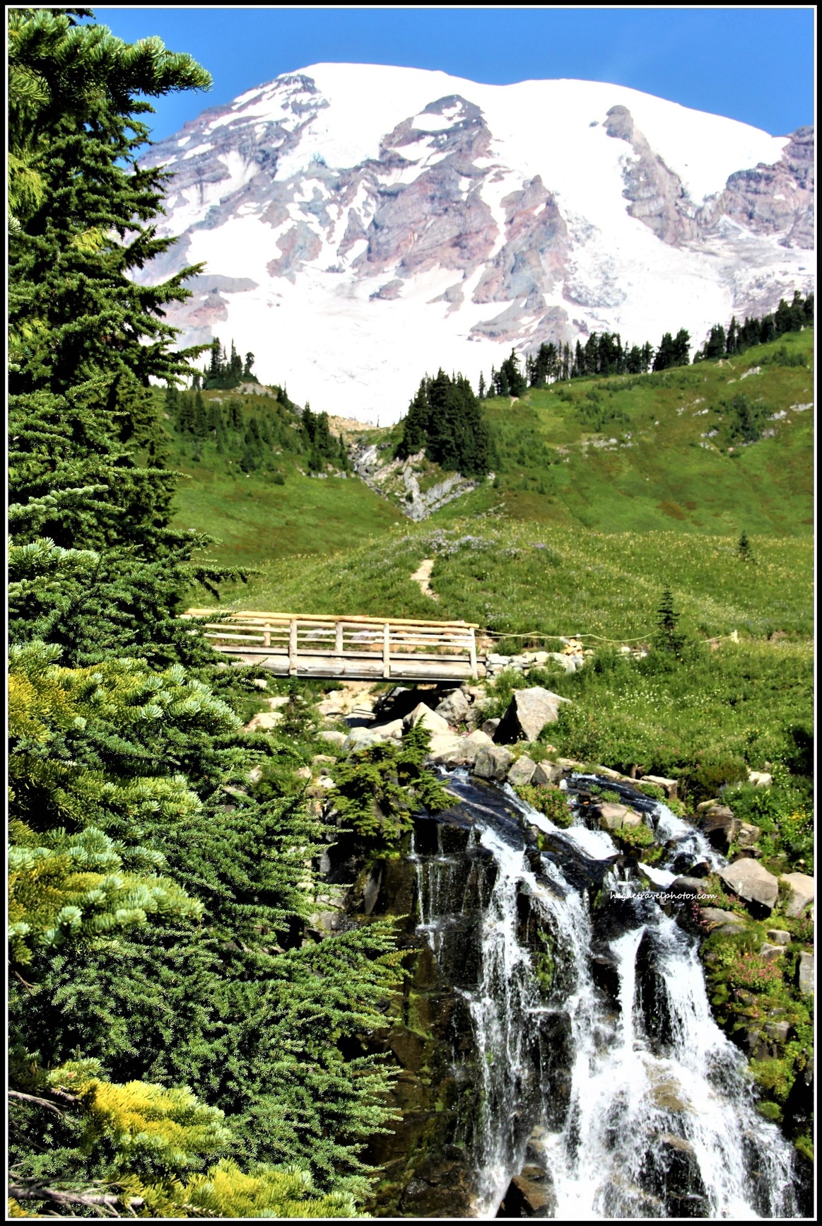 Myrtle Falls: Stunning Views of Mount Rainier